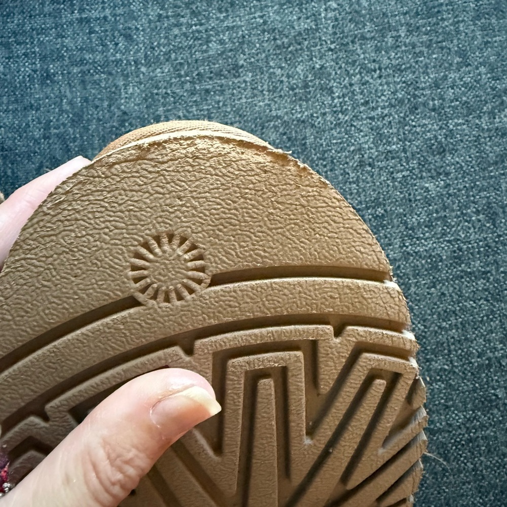 UGG Tan Suede Slippers with Red and Gold Accents - Picture 6 of 11